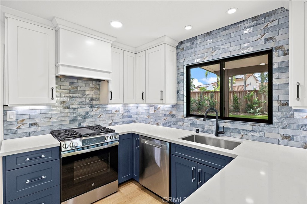 Cantobrio II (R2) (CB2) - Residential Lease