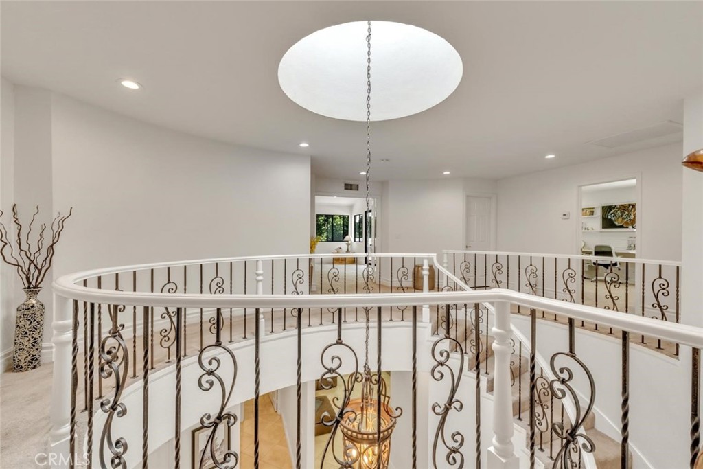 Agoura Hills, California, 91301, United States, 6 Bedrooms Bedrooms, ,5 BathroomsBathrooms,Residential,Active,2045771
