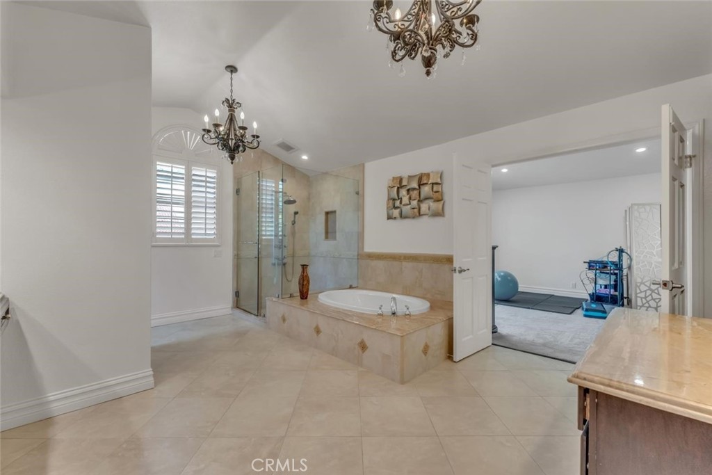 Agoura Hills, California, 91301, United States, 6 Bedrooms Bedrooms, ,5 BathroomsBathrooms,Residential,Active,2045771