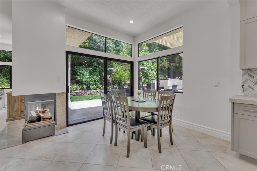 Agoura Hills, California, 91301, United States, 6 Bedrooms Bedrooms, ,5 BathroomsBathrooms,Residential,Active,2045771