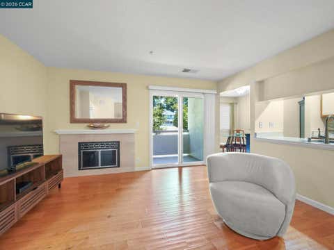Photo of 1308 Walden Rd RD #27, Walnut Creek, CA 94597 (MLS # 41146060)