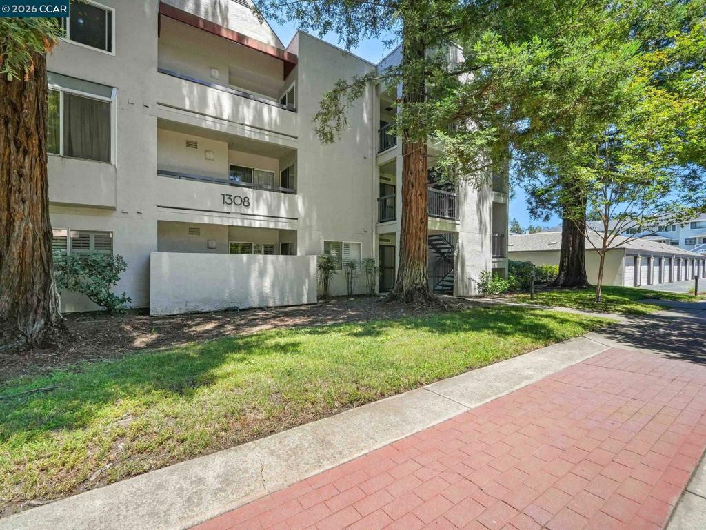 1308 Walden Rd RD 27, Walnut Creek CA 94597