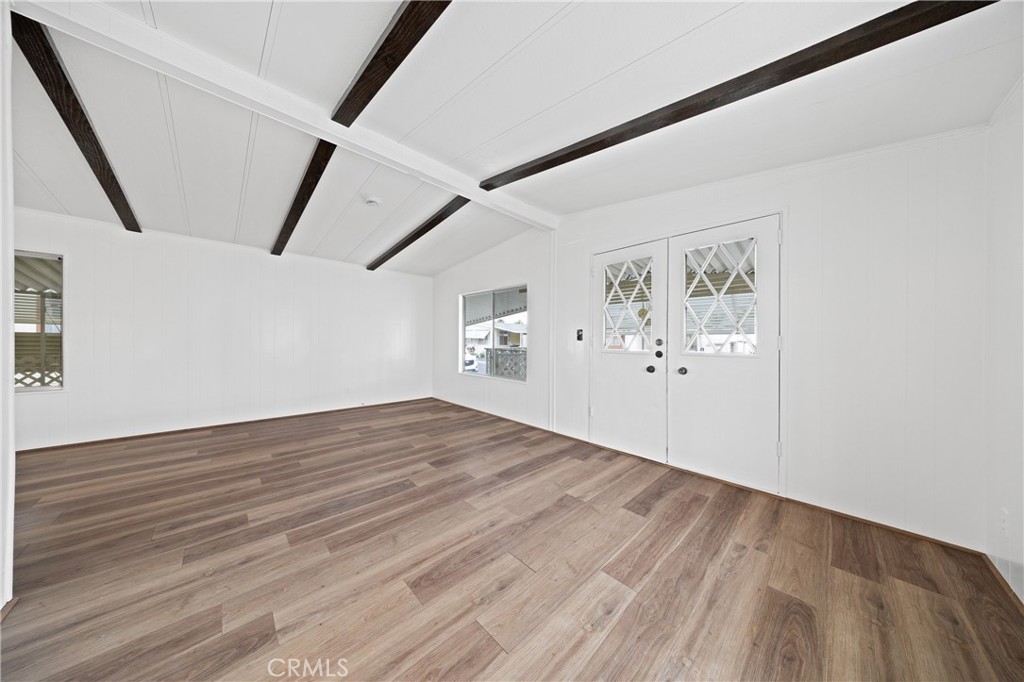 575 S Lyon Avenue 147