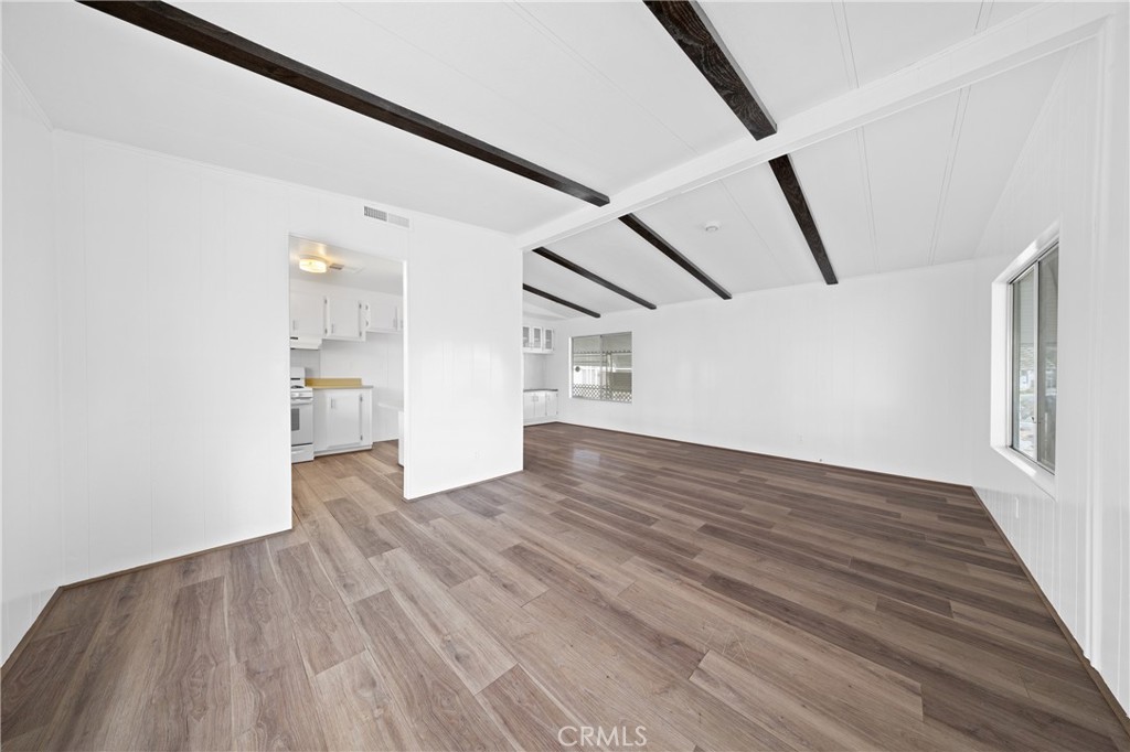 575 S Lyon Avenue 147