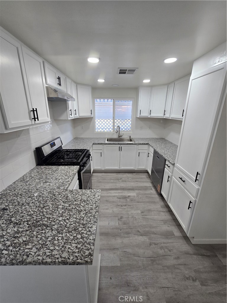 2240 Golden Oak Ln #63