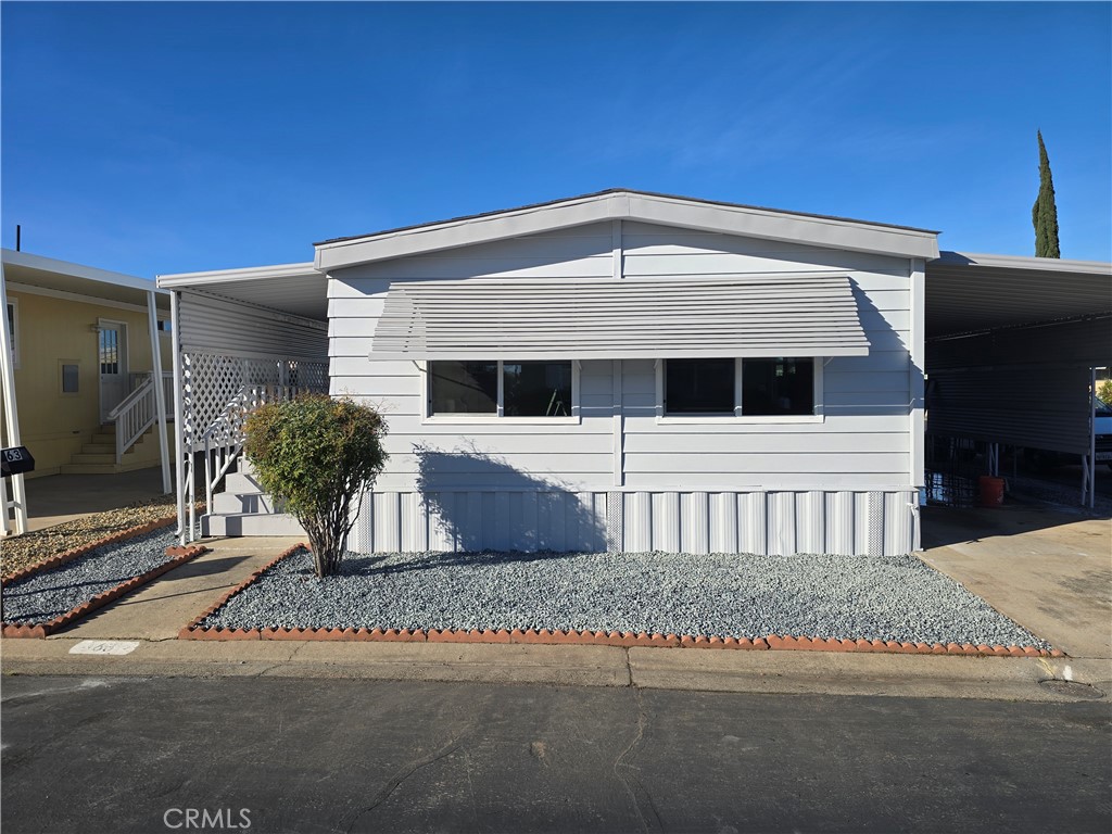 2240 Golden Oak Ln #63