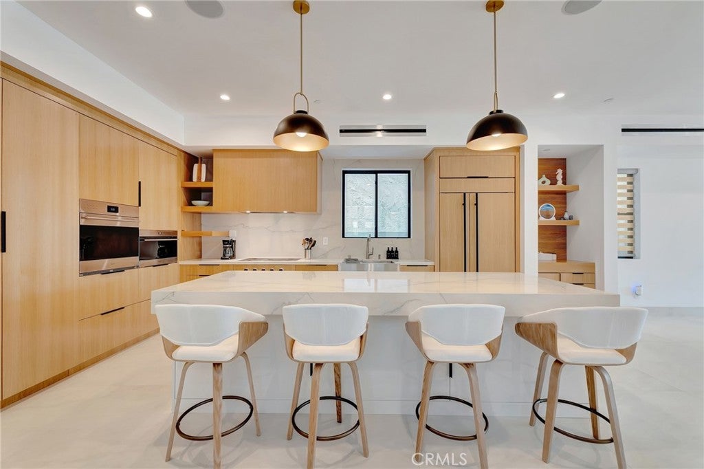 203 Indianapolis Avenue, Huntington Beach CA 92648
