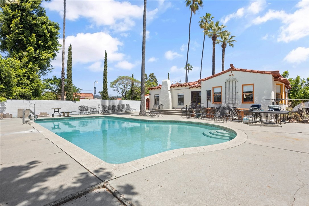La Habra (87) - Residential