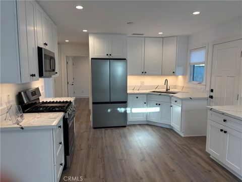 Photo of 2410 Gates Ave, Redondo Beach, CA 90278 (MLS # SB26074790)