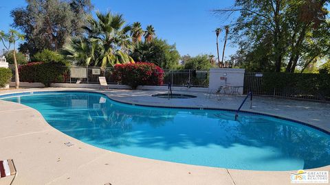 Photo of 2700 E Mesquite Avenue #E29, Palm Springs, CA 92264 (MLS # 25621993PS)
