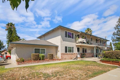 Photo of 2813 Joseph Avenue, San Jose, CA 95124 (MLS # ML82061191)