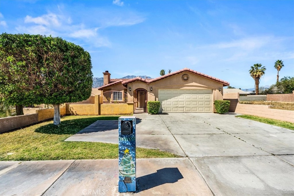 32205 Cathedral Canyon