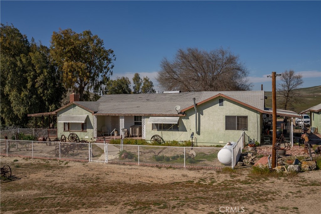 Shandon, California, 93461, United States, ,2 BathroomsBathrooms,Residential,Active,1769482
