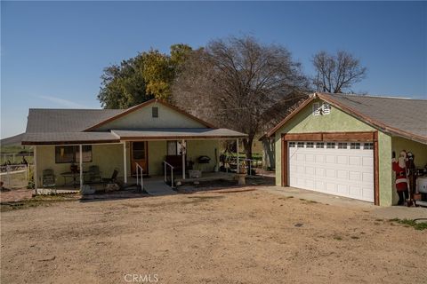 Photo of 3160 Gillis Canyon Road, Shandon, CA 93461 (MLS # NS22033159)