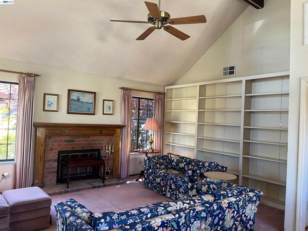 2510 Galleon Pl