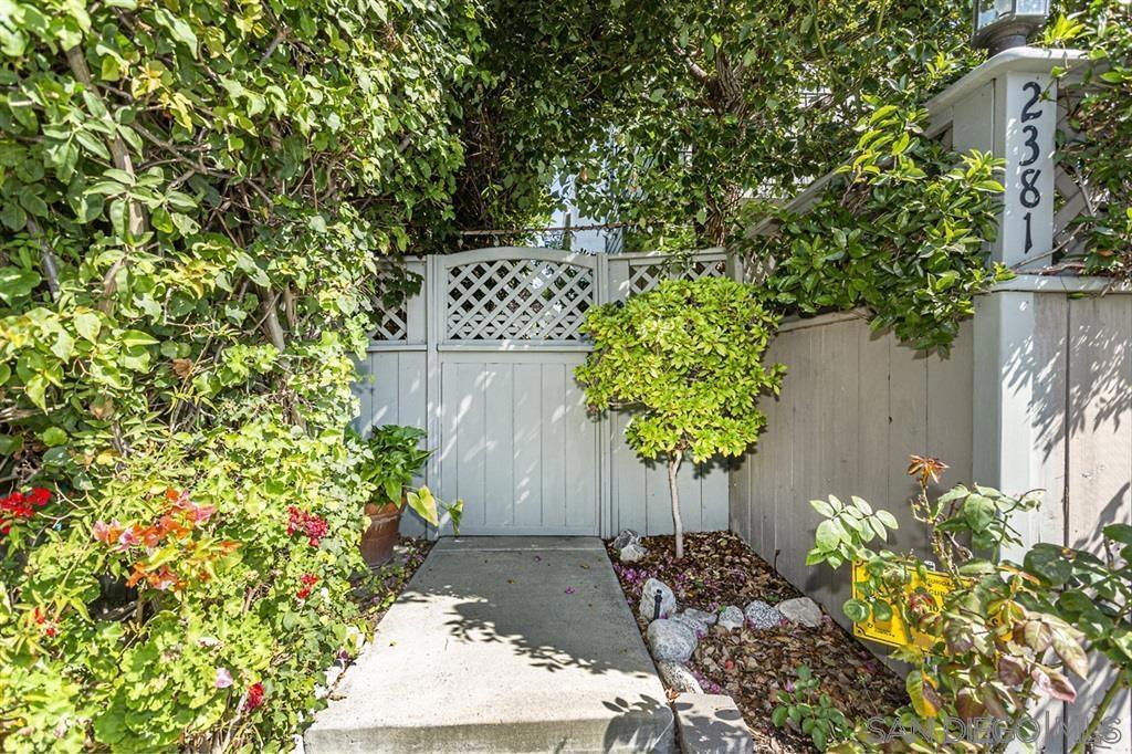 2381 Oxford Ave.