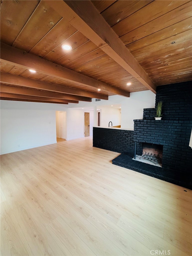 10024 Norwich Avenue