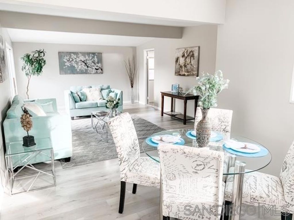listing image 130720031074261913090