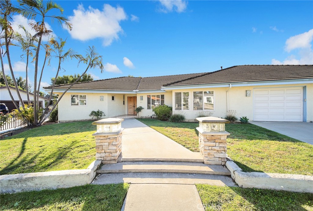5211 Coral Ridge Circle