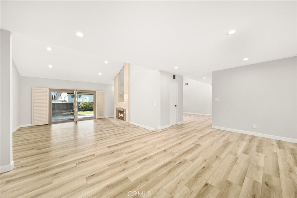 5211 Coral Ridge Circle