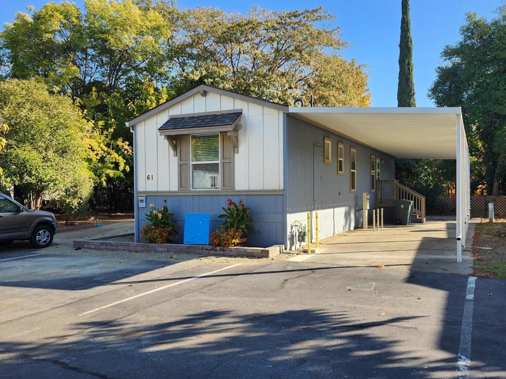 61 Cottonwood Circle 61