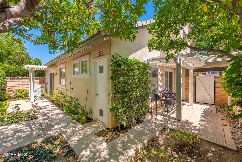 2043 Tulip Avenue
