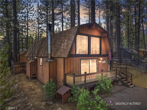 Photo of 551 Conklin Road, Big Bear Lake, CA 92315 (MLS # IG26106447)