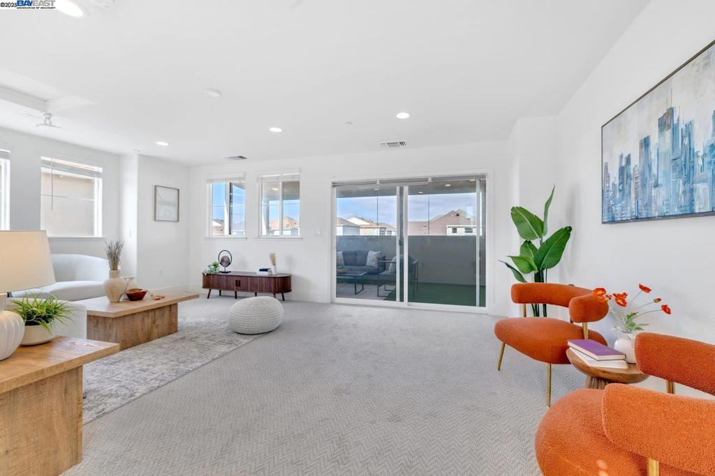 NEWARK - Residential