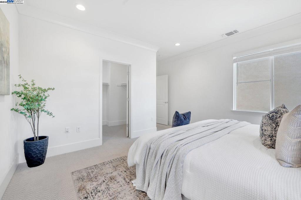 NEWARK - Residential