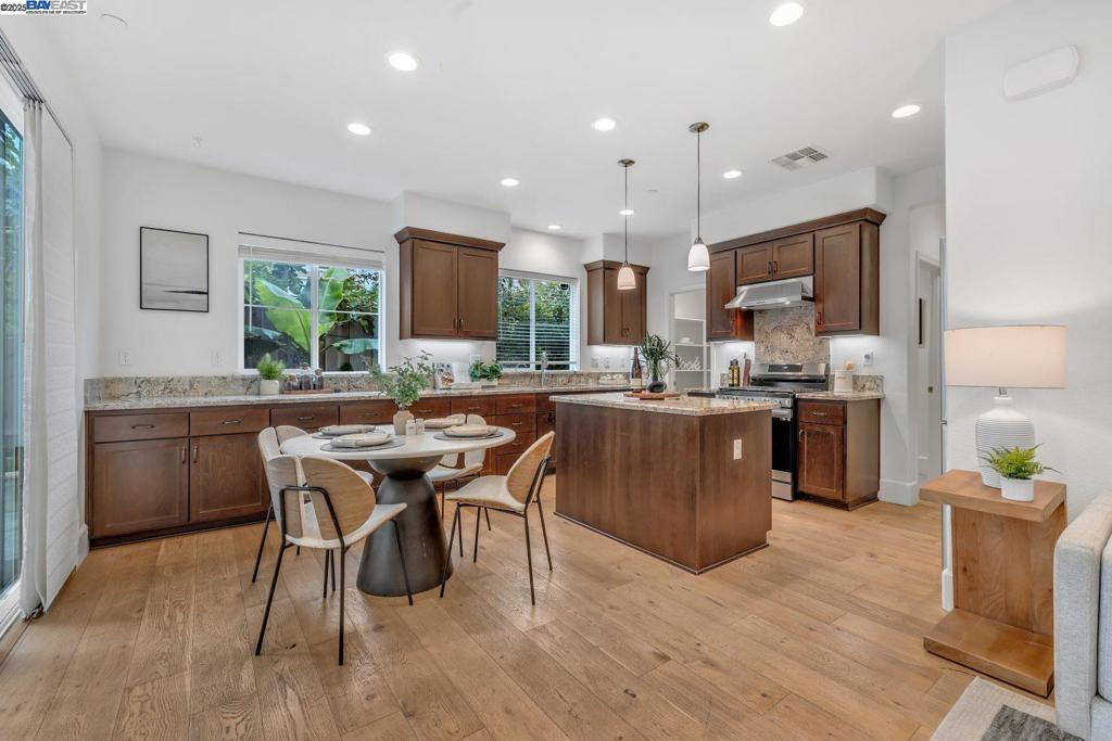 NEWARK - Residential