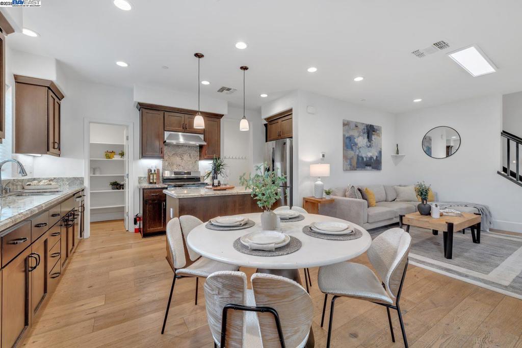 NEWARK - Residential