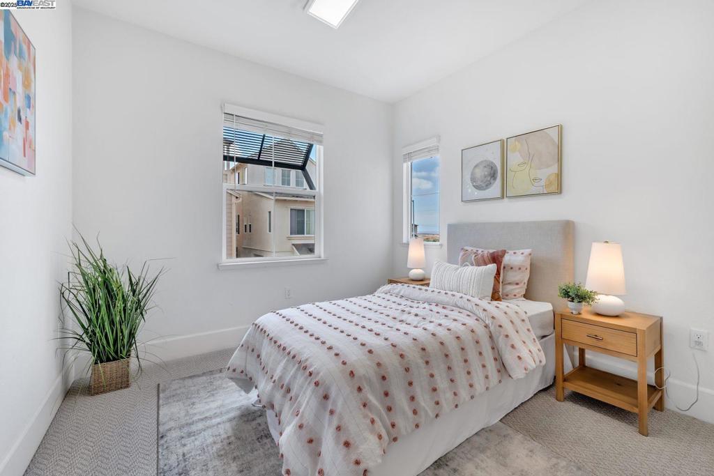 NEWARK - Residential