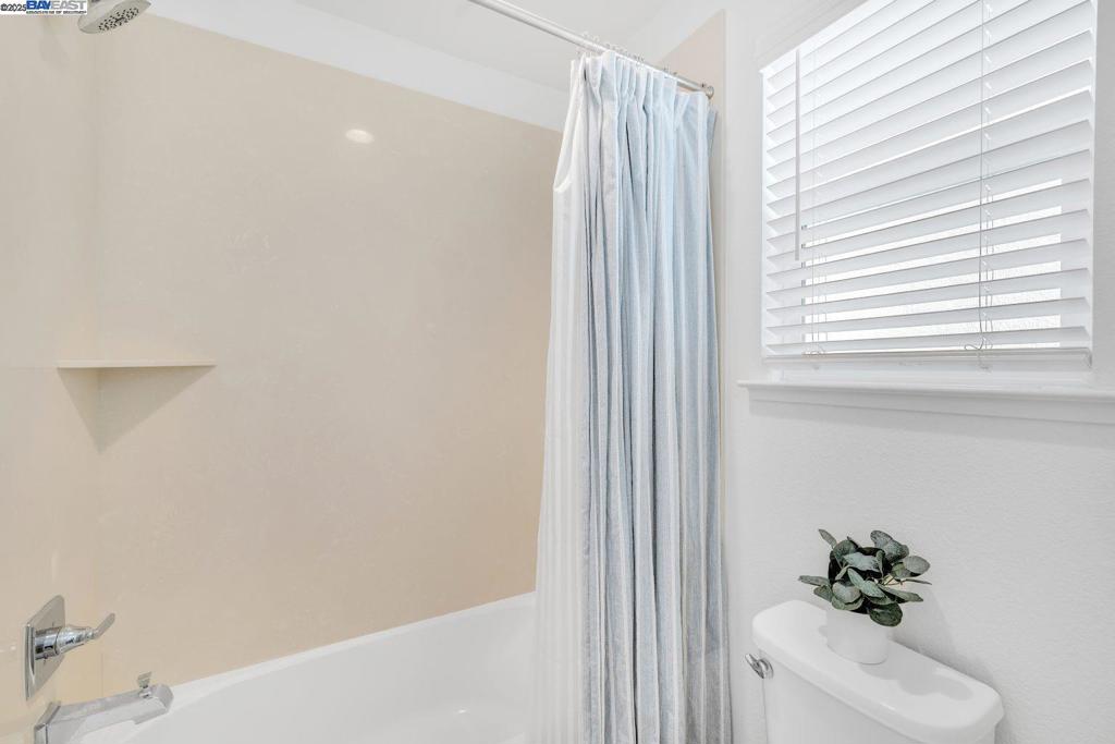 NEWARK - Residential