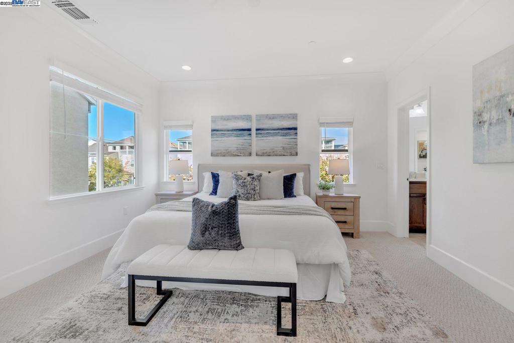 NEWARK - Residential