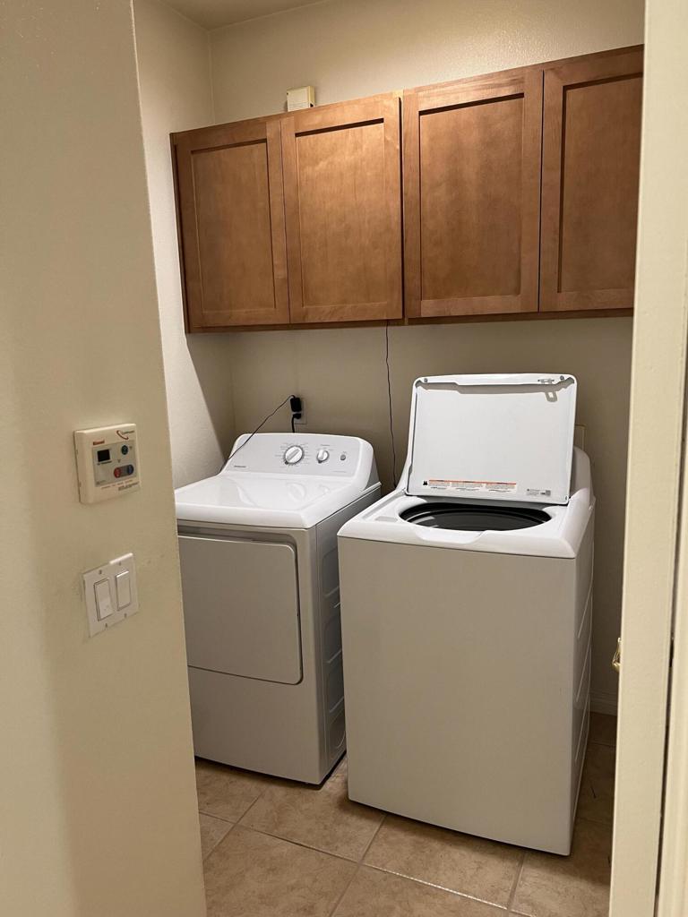 Paradise Springs - Residential