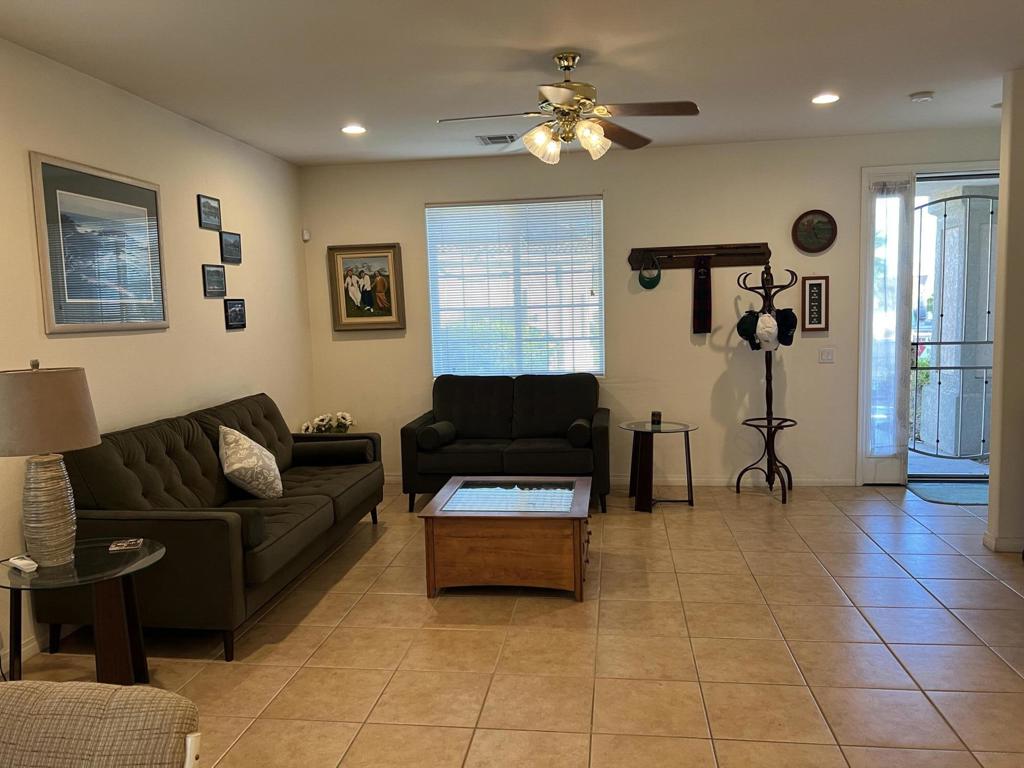 Paradise Springs - Residential