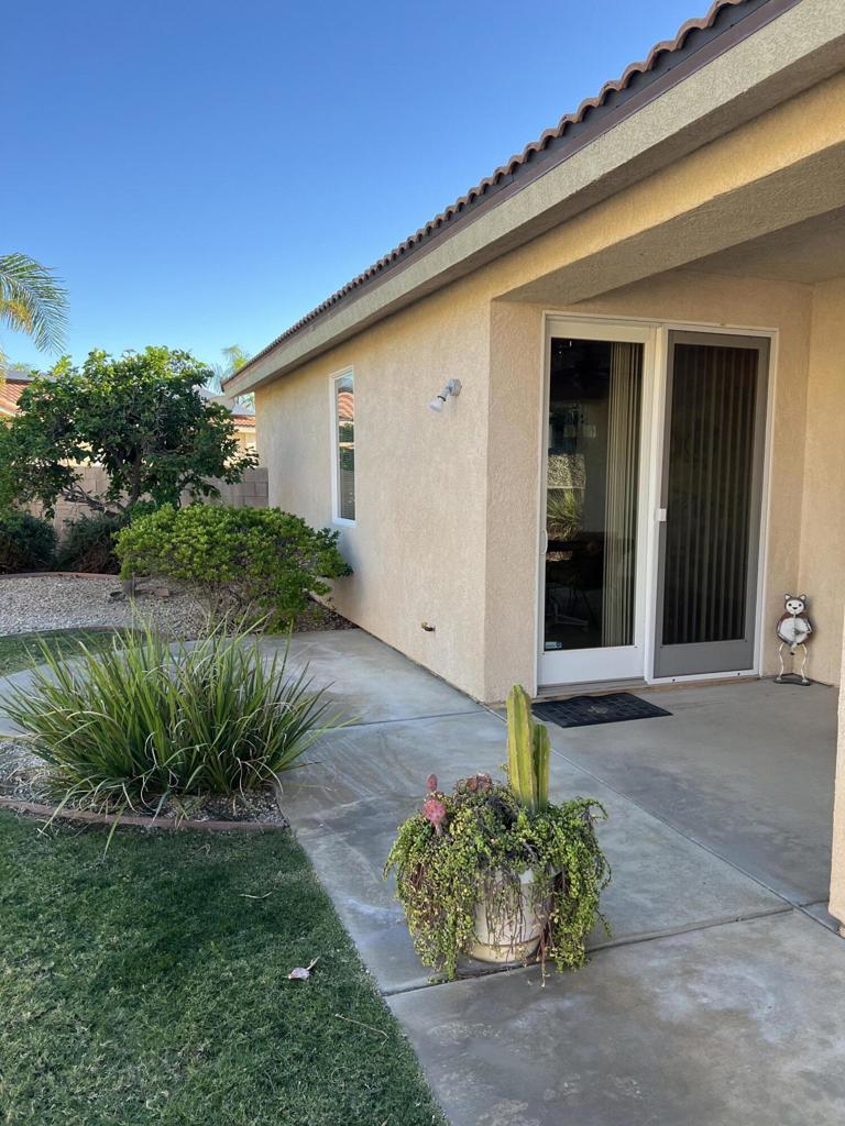 Paradise Springs - Residential