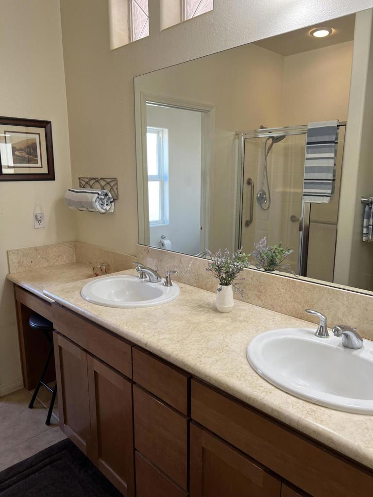 Paradise Springs - Residential