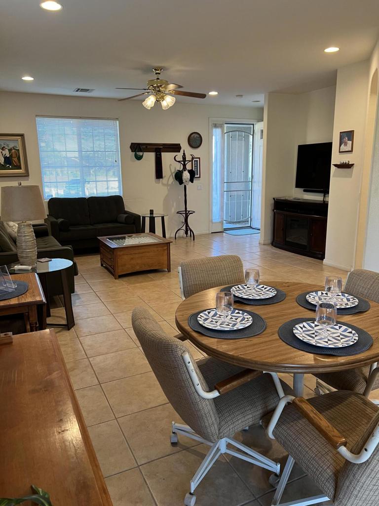 Paradise Springs - Residential