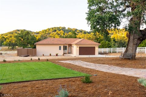 Tiny photo for 6205 San Gabriel Rd RD, Atascadero, CA 93422 (MLS # NS26105673)