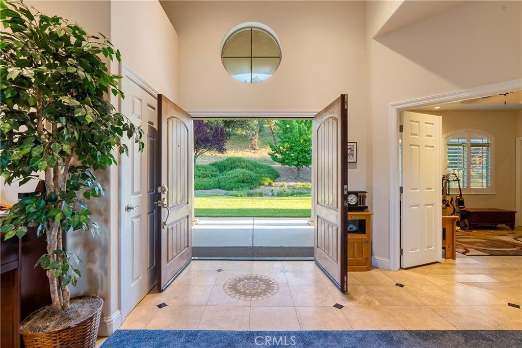 6205 San Gabriel Rd