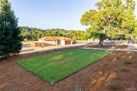Tiny photo for 6205 San Gabriel Rd RD, Atascadero, CA 93422 (MLS # NS26105673)