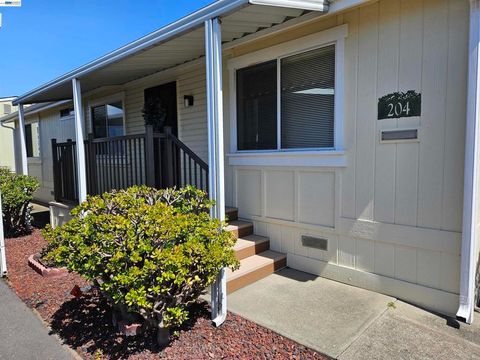 Photo of 1200 W Winton Ave Ave, Hayward, CA 94545 (MLS # 41133499)