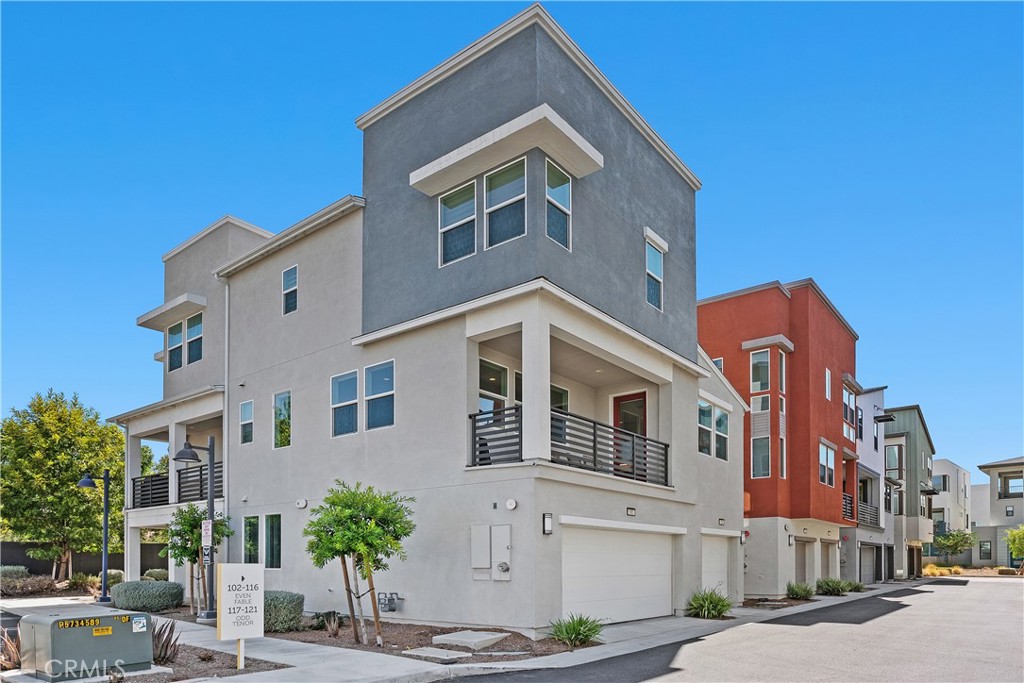 Located in the vibrant Novel Park enclave of Irvine’s Great Park Neighborhoods, 102 Fable is a stylish three-bedroom, three-and-one-half-bath townhome offering contemporary design and functional comfort. This three-level home features an open, sunlit layout with premium flooring, recessed lighting and a private outdoor patio great for relaxing or entertaining.
The first floor includes a private bedroom and full bath—ideal for guests or a home office. On the main level, the chef-inspired kitchen shines with quartz countertops, a large island, subway tile backsplash and stainless-steel appliances, flowing into the spacious living and dining areas. Upstairs, you'll find two more bedrooms, including a luxurious primary suite with walk-in closet and spa-like bath.
Additional features include a two-car garage with EV charger and smart home upgrades. Enjoy access to resort-style pools, clubhouses, parks, trails, dog areas and great Irvine Unified schools—all just minutes from top shopping, dining, beaches and freeways.