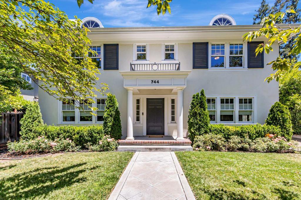 The historic Whitney Wright Mansion on one of the Rose Garden's most coveted streets. This 1920s mansion was beautifully restored by DeMattei Construction in 2008, maintaining the integrity of the architecturally significant colonial home and updating it with all the modern amenities one could desire. It boasts a formal entry with mahogany border inlay, elegant dining room, a stately living room with a cozy gas fireplace. The magnificent open concept chef's kitchen has professional grade appliances a walk-in pantry & a butler's pantry w/ two wine refrigerators. Gracious primary retreat has 10-foot ceilings with wood wrapped beams, custom drapes & a private balcony. Primary bath w/dual vanities Calacatta marble shower, jacuzzi tub, private water closet, & custom walk-in closet. The private backyard has many mature rose trees & a lush lawn. Custom paved driveway with security vehicle and pedestrian gates leads to a finished, oversized two car garage. This prime Silicon Valley location is close to restaurants, jobs, shops, farmer's market, Rose Garden Library all major arteries, Cal Train Station, SJ International Airport.
