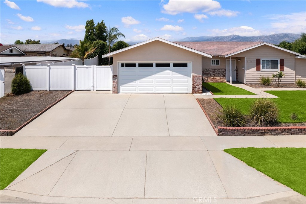 21127 E Cypress Street