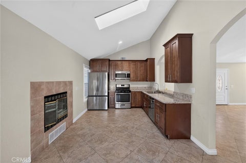 Tiny photo for 39427 Canyon Rim CIR, Temecula, CA 92591 (MLS # SW26232148)