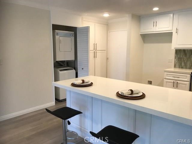 100 Scholz Plaza PH1