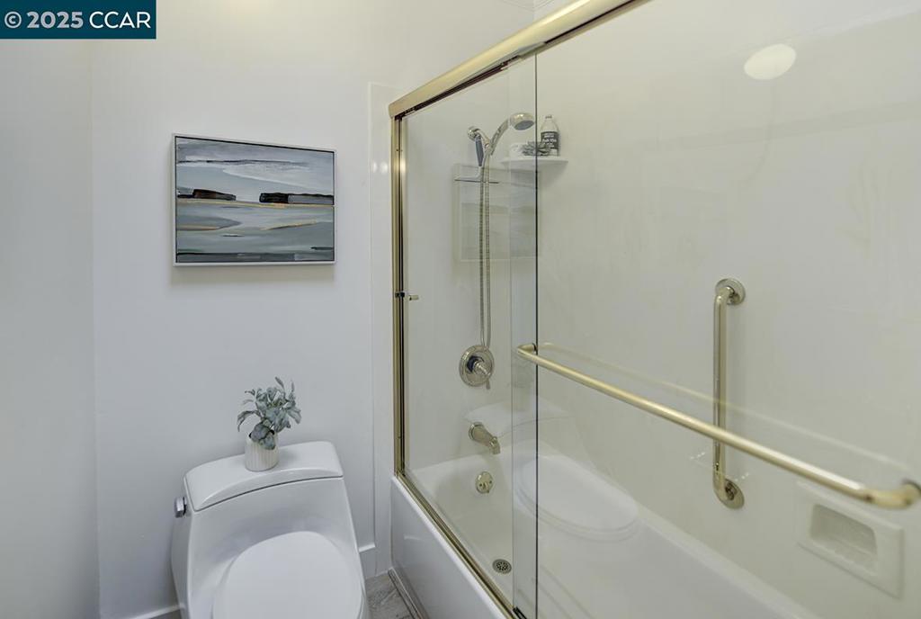 NORTH GATE - Residential