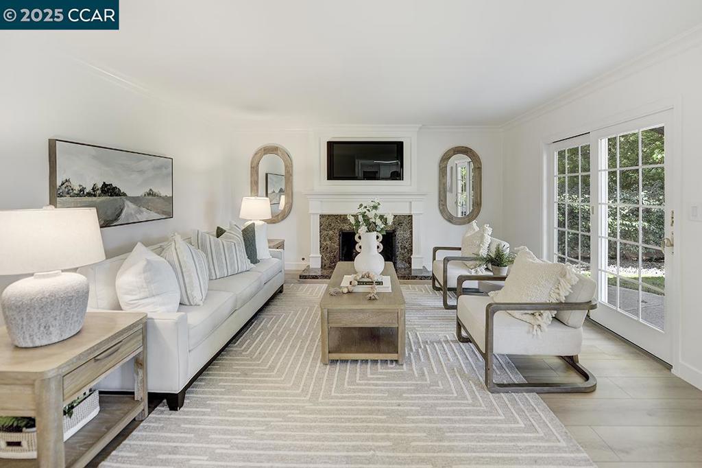 NORTH GATE - Residential